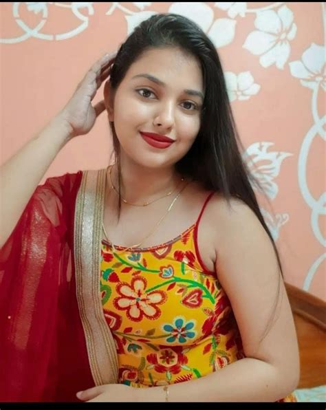 desi aunty call girl|Indian Female for friendship